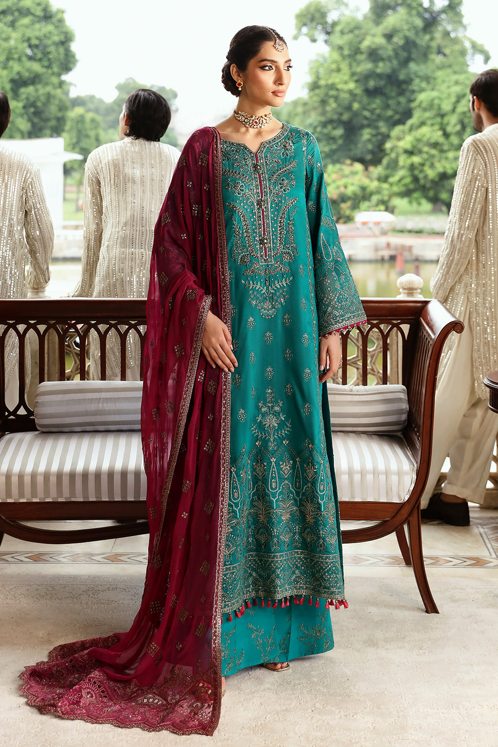 silk embroidered dress Azmira diamondf stage performances Lara African print dress Size:5'6