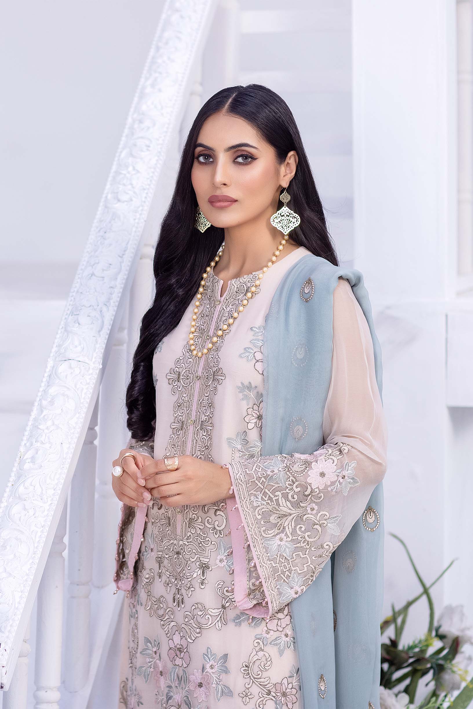 Shop Pakistani Ready To Wear Dresses Online – Flossie