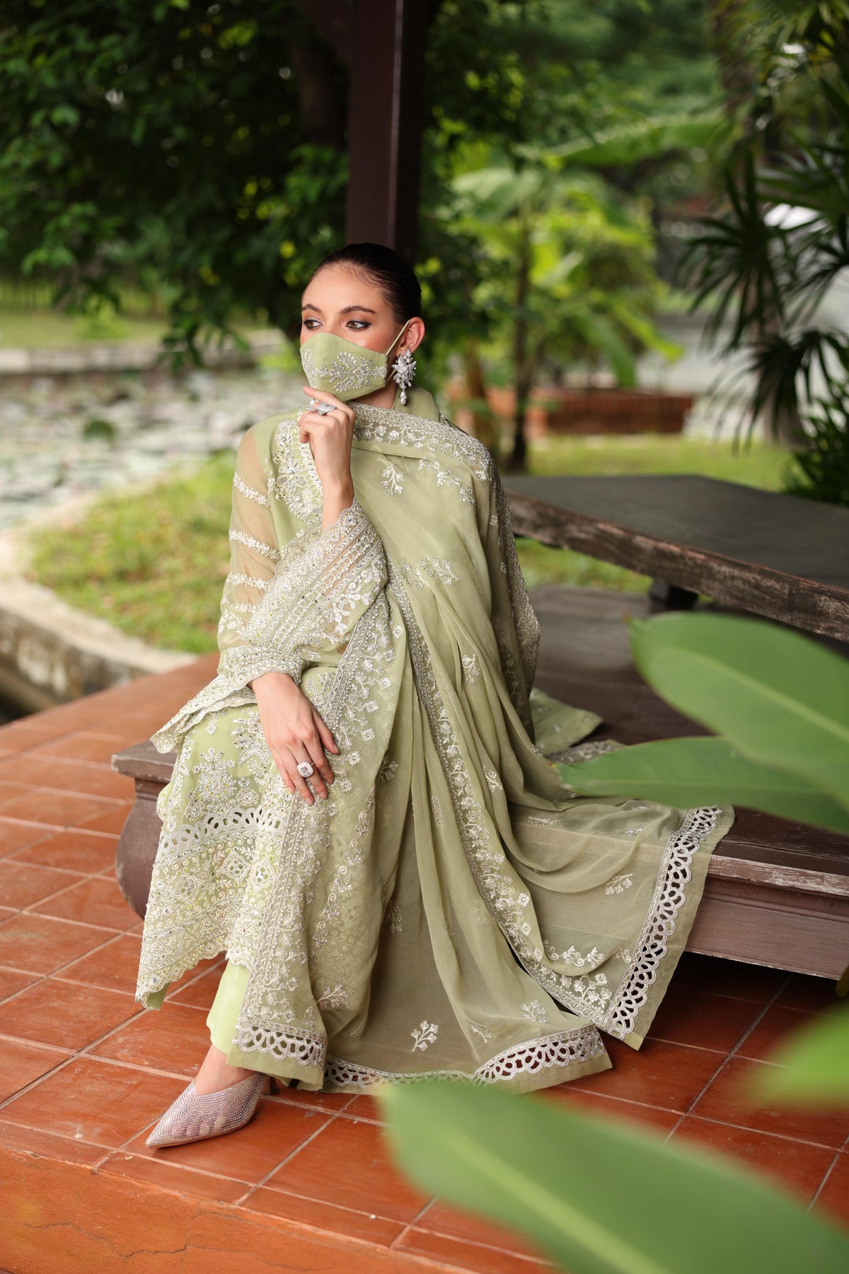 Pistora – 3 Piece Embroidered Chiffon Dress
